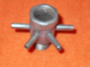 1967 1968 1969 Ford Mustang GT Shelby Cougar 289 302 351W INTAKE VACUUM FITTING