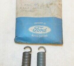 67-68 Mustang Fastback Coupe Convertible GT CS Shelby NOS HEAD LAMP RING SPRINGS