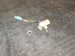 1968 Cougar XR7 GT XR7-G GTE ORIG WOOD GRAIN DASH L OR R MAP LIGHT TOGGLE SWITCH