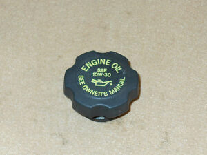 1996 1997 1998 1999 2000 01 02 GM Camaro Firebird ORIG 3.8 LITER ENGINE OIL CAP