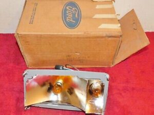 1973 Ford LTD Brougham Country Squire NOS LH FRONT PARKING LAMP BODY ASSEMBLY