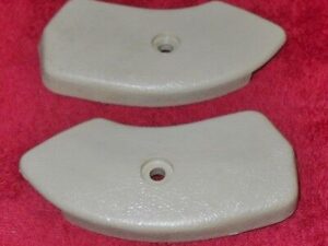 1965 1966 1967 Mustang GT Shelby Cougar Xr7 ORIG L+R PALOMINO SEAT HINGE COVERS