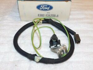 1983-1986 LTD Crown Vic Grand Marquis NOS REAR TRUNK LUGG. COMPARTMENT DOOR LAMP