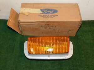 1976 1977 Ford Maverick Grabber NOS FRONT GRILLE RH PARKING LAMP ASSEMBLY