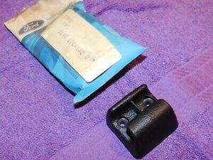 1973-79 F100 F150 F250 F350 78-79 Bronco 75-79 Lincoln NOS BLACK SUN VISOR CLIP