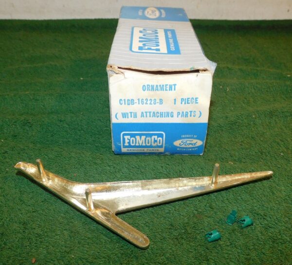 57-10017.jpg 57-10017.jpg