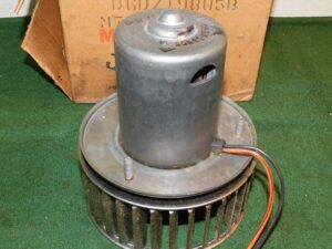 1970-77 Maverick Comet 74-78 Capri 70-73 Pinto NOS A/C FAN BLOWER MOTOR w WHEEL