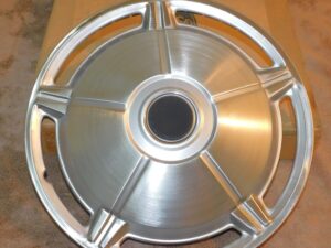 1973 1974 1975 1976 Ford Courier Mazda B1600 NOS DELUXE FULL WHEEL COVER HUB CAP