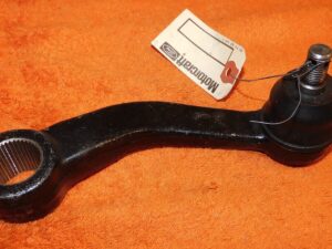 1981 1982 Ford Courier Mazda B2000 NOS STEERING GEAR SECTOR SHAFT PITMAN ARM