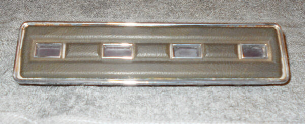 57-1069.jpg 57-1069.jpg