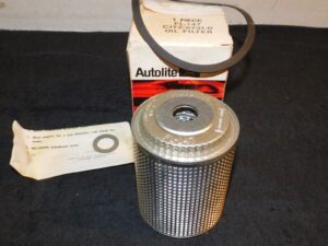 1958-64 Ford F350 F500 B500 Truck NOS 223 262 292 ENGINE OIL FILTER CARTRIDGE