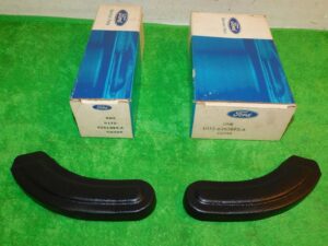 1971 Ford Pinto Runabout Wagon NOS LH+RH BLACK SEAT HINGE PIVOT SIDE COVERS
