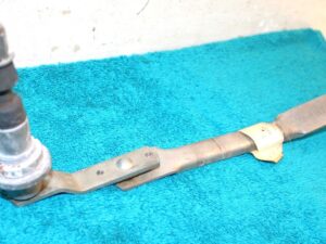 1963-1966 Ford F100 F250 F350 F500 F600 NOS LH WIPER MOUNTING ARM - PIVOT SHAFT
