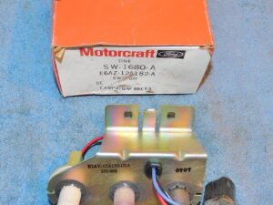 81-85 LTD Marquis Granada Monarch NOS 4.2 5.0 DISTRIBUTOR MODULATOR SENSOR VALVE