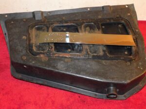 1967 1968 Mustang GT GTA Shelby FASTBACK LH ROOF INNER AIR EXTRACTOR VENT ASSEM