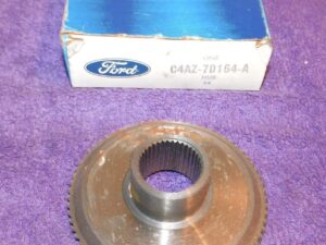 1964-85 Mustang Fairlane Torino LTD Cougar Comet NOS C4 TRANS OUTPUT SHAFT HUB