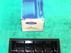 1971 Ford Pinto NOS DASH LH or RH HEATER AIR VENT REGISTER Except Decor Trim