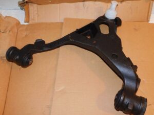 97-04 Ford F150 4X4 -99 F250 97-02 Expedition Navigator NOS LH LOWER CONTROL ARM