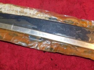 1983 Thunderbird Heritage Cougar NOS RH DOOR WINDOW REAR MOULDING w/ Bright Edge