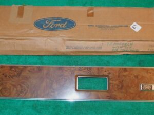 1977 Mercury Monarch NOS INSTRUMENT PANEL DASH RH FINISH PANEL wo A/C - Walnut