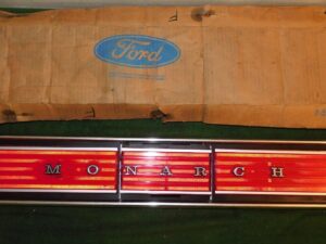 1978 Mercury Monarch Hardtop Sport Coupe NOS LOWER BACK TAIL LAMP FINISH PANEL