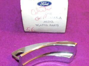 1975-1979 Lincoln Continental Town Car NOS LH FRONT FENDER FRONT TRIM MOULDING
