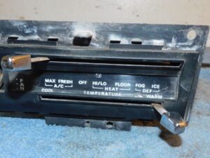1969 1970 Mustang Mach 1 Grande Shelby Cougar Xr7 ORIG A/C HEATER CONTROL PANEL