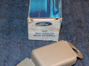 1971-73 Mustang Torino LTD Cougar Montego NOS PARCHMENT SHOULDER SEAT BELT BOOT