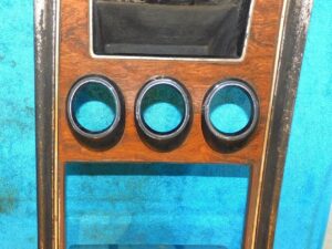 1971 1972 1973 Mustang Mach 1 ORIG WOODGRAIN DASH CENTER GAUGE + HEATER BEZEL