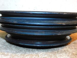 1970-1972 Ford Mustang Torino Mercury Cougar ORIG 351W 351C A/C CRANK PULLEY