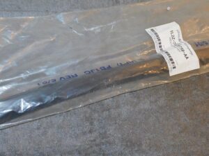 2002 Ford Explorer Mercury Mountaineer NEW NOS OEM RH DOOR LOWER WEATHERSTRIP