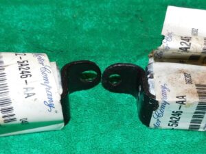 1999-2004 Ford Mustang GT Cobra Saleen NOS OEM EXHAUST HANGER INSULATOR BRACKETS