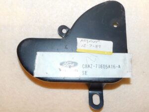 1968-1978 Ford Mercury Full-Size Station Wagon NOS RH AUX SEAT BACK LATCH COVER