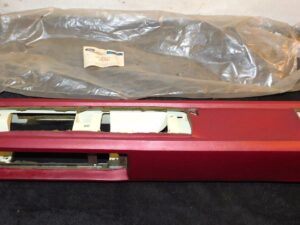 1973 1974 Lincoln Continental Town Car NOS RED LH FRONT DOOR ARM REST