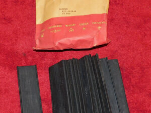 57-72 Ford F100 F250 F350 F600 F1000 Truck NOS STEERING COLUMN DASH CLAMP SLEEVE