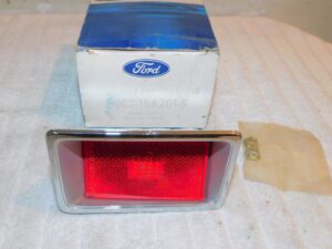 1970-1975 Ford Maverick Grabber Comet Gt NOS LH REAR QUARTER SIDE MARKER LAMP