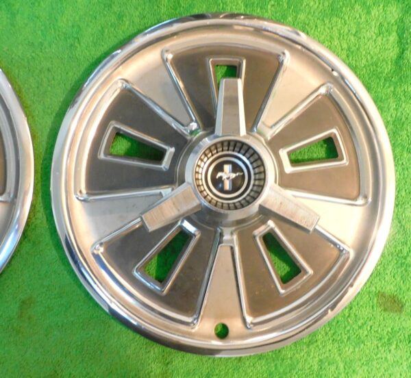 57-300.jpg 57-300.jpg
