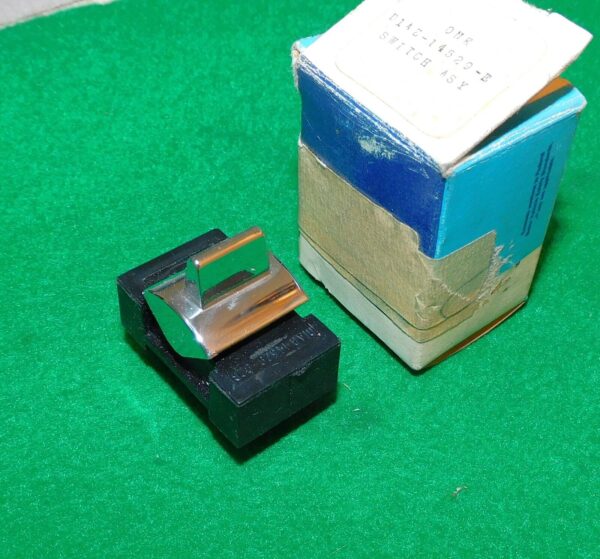 57-3092.jpg 57-3092.jpg