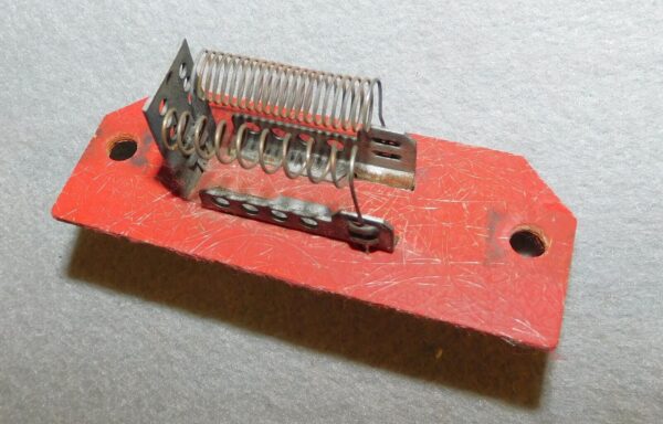 57-3104.jpg 57-3104.jpg