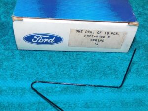 1964 1965 1966 1967 1968 Mustang GT Shelby Cougar NOS ACCELERATOR PEDAL SPRING