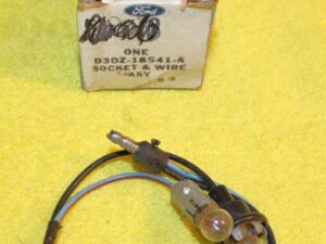 1973-1977 Ford Maverick Mercury Comet NOS HEATER CONTROL LAMP SOCKET and WIRE