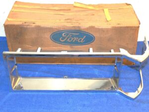 1979-1986 Mercury Grand Marquis NOS LH LEFT FRONT HEAD LAMP DOOR BEZEL