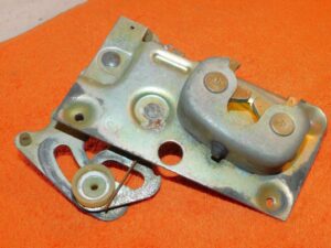 1964 1965 1966 Mustang Fastback Cp Convertible GT Shelby ORIG RH DOOR LOCK LATCH