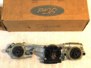 1972 Ford LTD Marquis Lincoln NOS FRONT 6-WAY POWER SEAT ADJUSTING TRANSMISSION