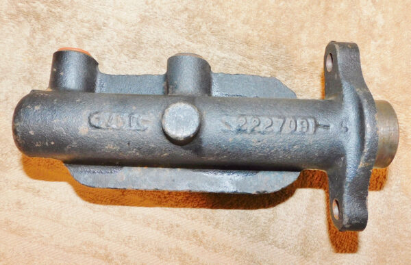 57-3815.jpg 57-3815.jpg