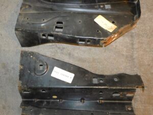 1975-1986 Ford E100 E150 E250 E350 Van NOS L&R FENDER APRON GUSSET REINFORCEMENT