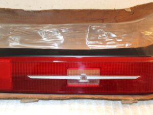 1983 Ford Thunderbird NOS RH REAR TAIL LAMP LENS w/ Bird Emblem w/o Chrome