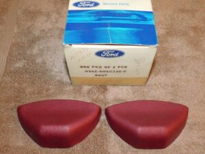 1975 1976 Ford Mercury Lincoln NOS CRANBERRY SHOULDER SEAT BELT BOOTS
