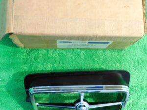 1975 Mercury Comet Gt NOS RH FRONT GRILLE PARKING LAMP DOOR BEZEL