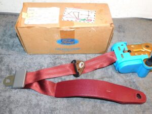 1979 Ford LTD Brougham Grand Marquis NOS RED LH FRONT SEAT BELT RETRACTOR